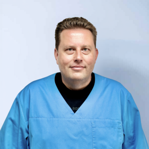 Dr Skoumal